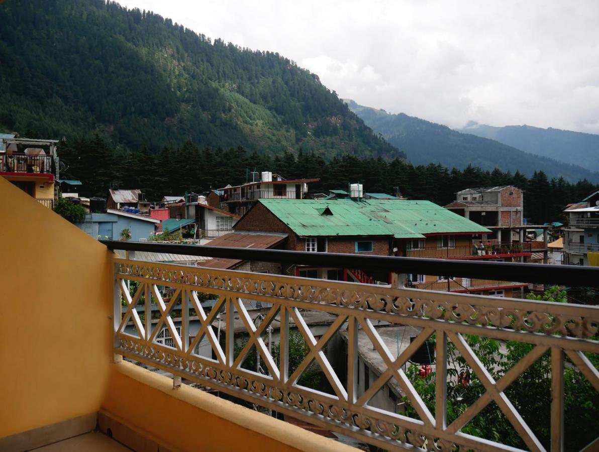 New Ambika International Mall Road Hotel Manāli Eksteriør bilde