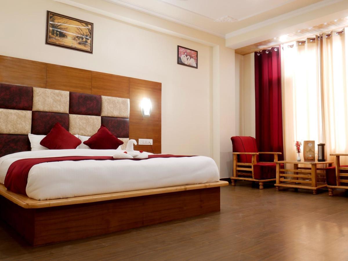 New Ambika International Mall Road Hotel Manāli Eksteriør bilde