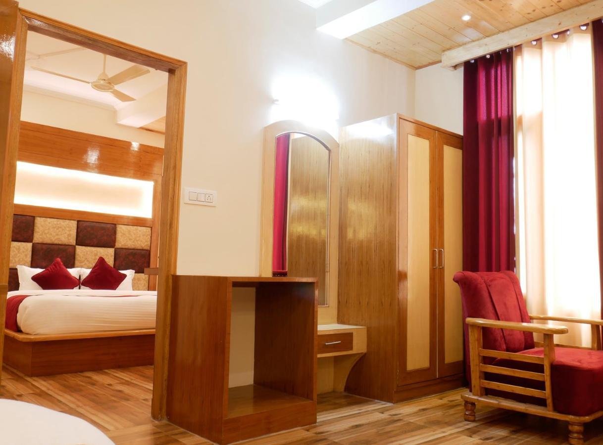 New Ambika International Mall Road Hotel Manāli Eksteriør bilde
