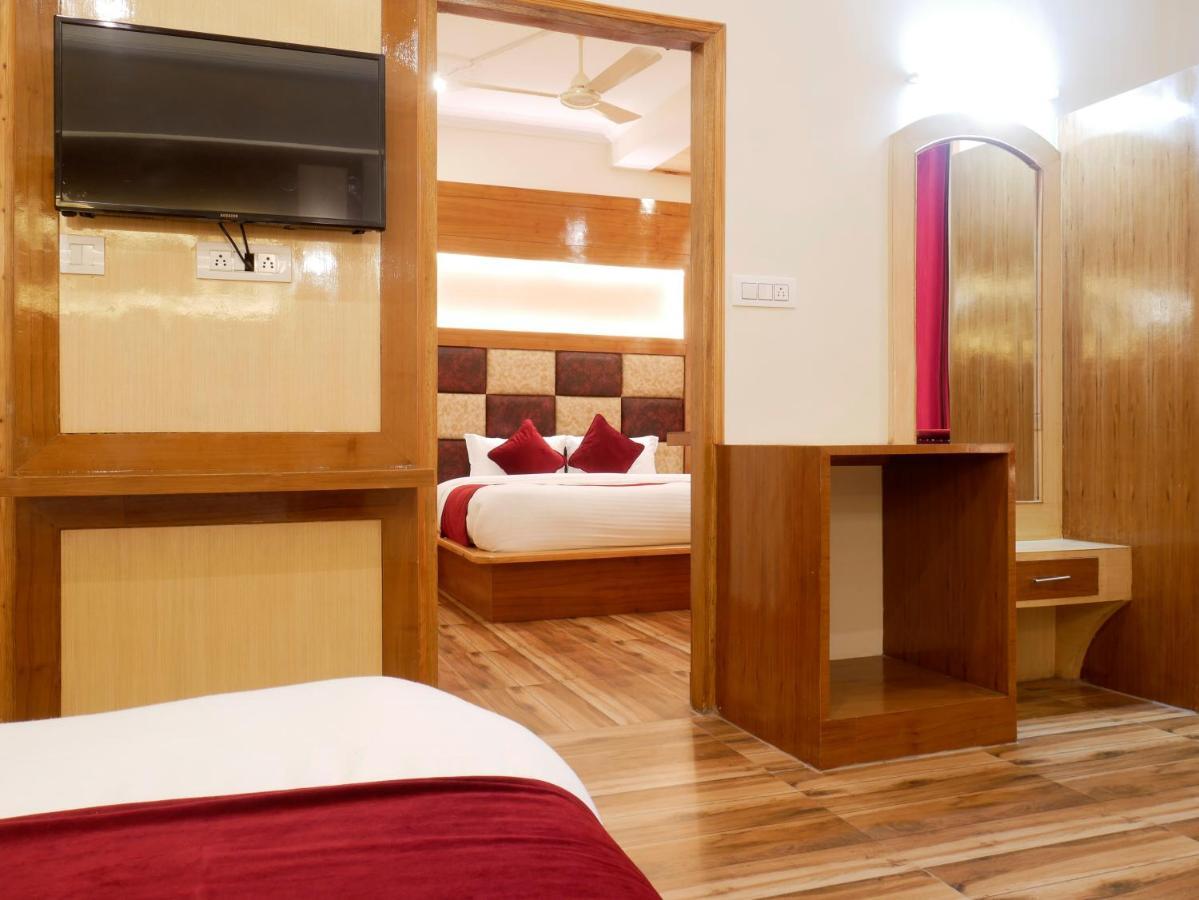 New Ambika International Mall Road Hotel Manāli Eksteriør bilde