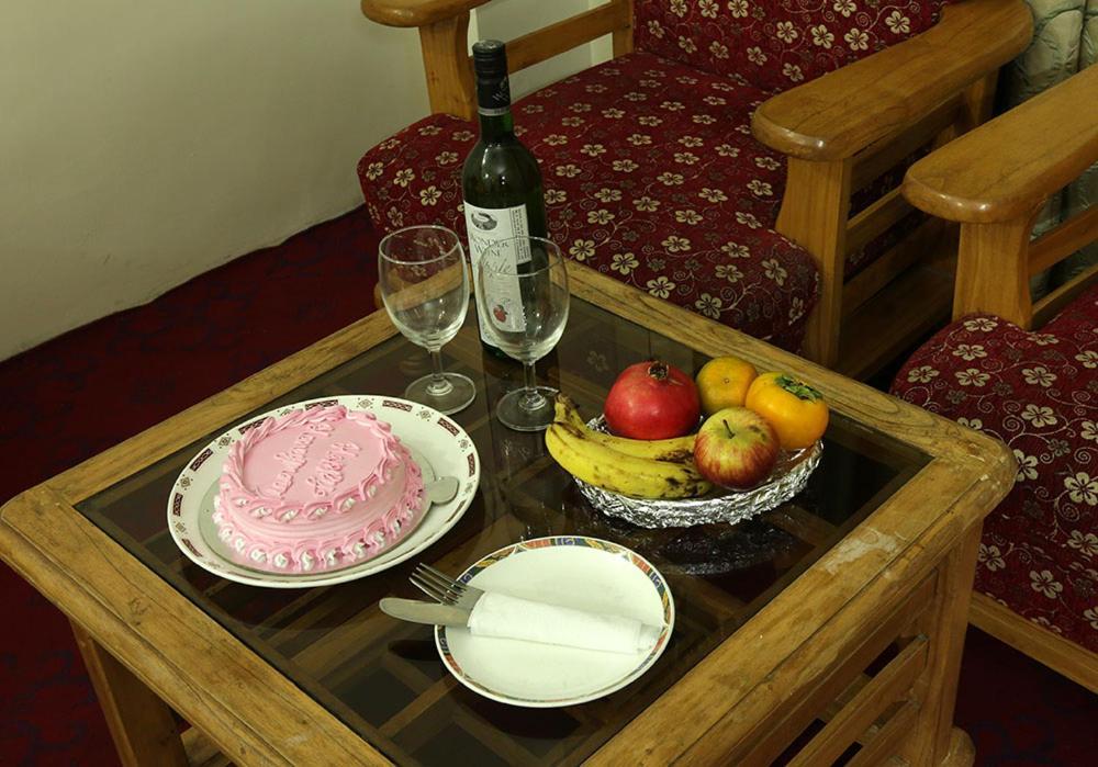 New Ambika International Mall Road Hotel Manāli Eksteriør bilde
